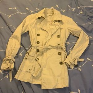 Adorable trench coat